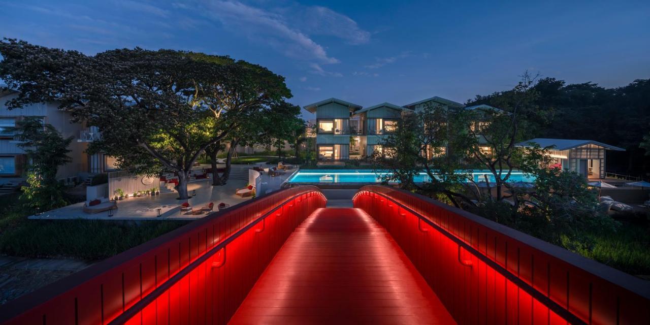 Отель Sala Bang Pa-In Аюттхая Экстерьер фото
